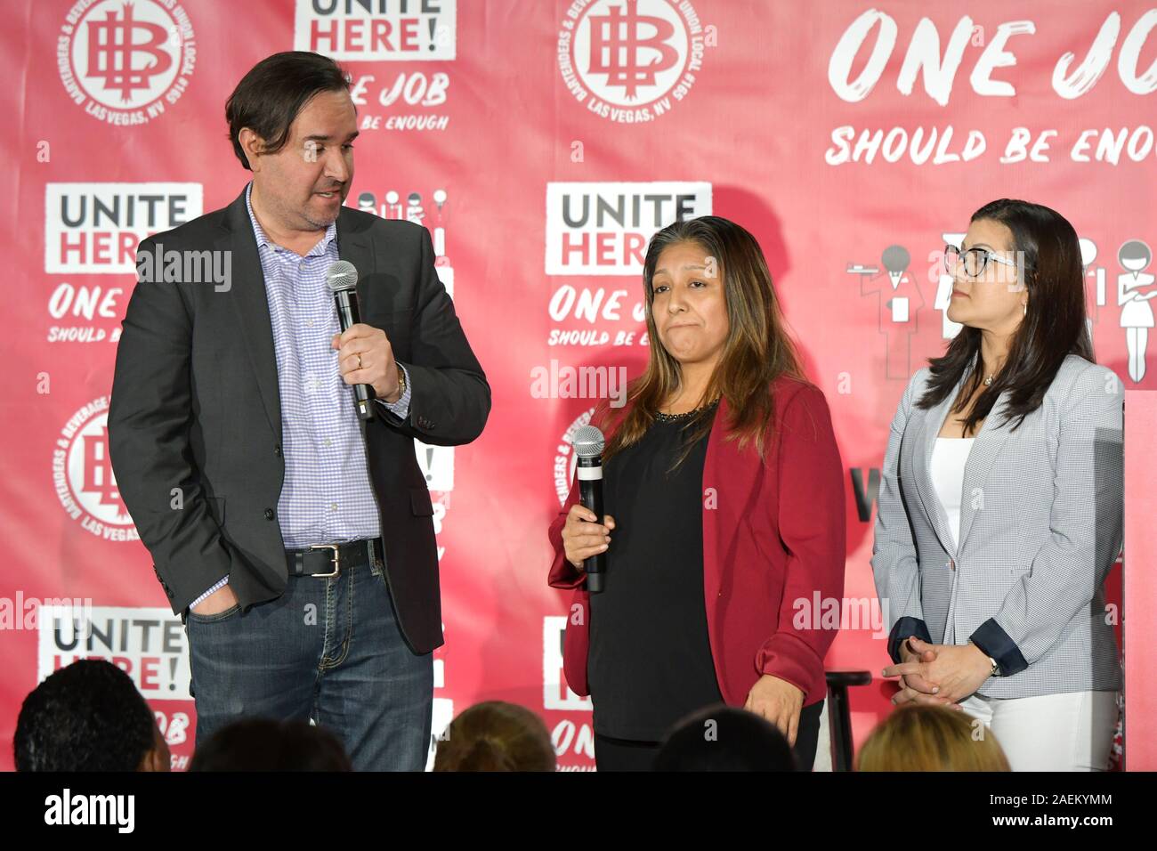 Las Vegas, NV, USA. 9th Dec, 2019. Immigration Lawyer, Anibal Romero with Victorina Morales and Sandra Diaz, former undocumented workers at Trump National Golf Club in Bedminster, N.J., speaks at UNITE HEREÕs Culinary Union Town Hall with Senator Elizabeth Warren at Culinary Union in Las Vegas, Nevada on December 9, 2019. Credit: Damairs Carter/Media Punch/Alamy Live News Stock Photo