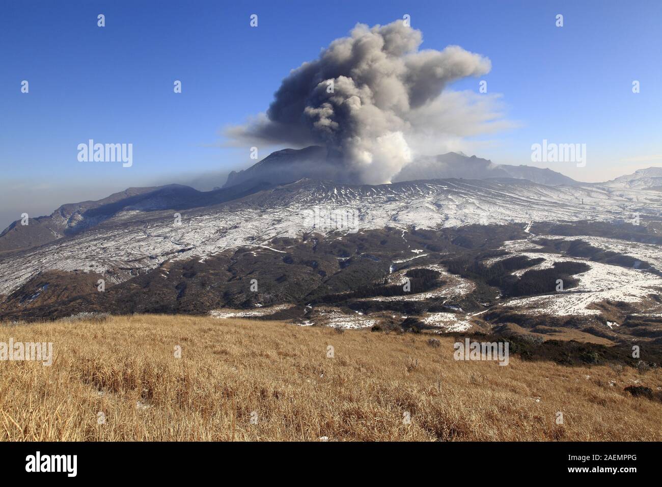 Eruption of the Aso volcano Stock Photo