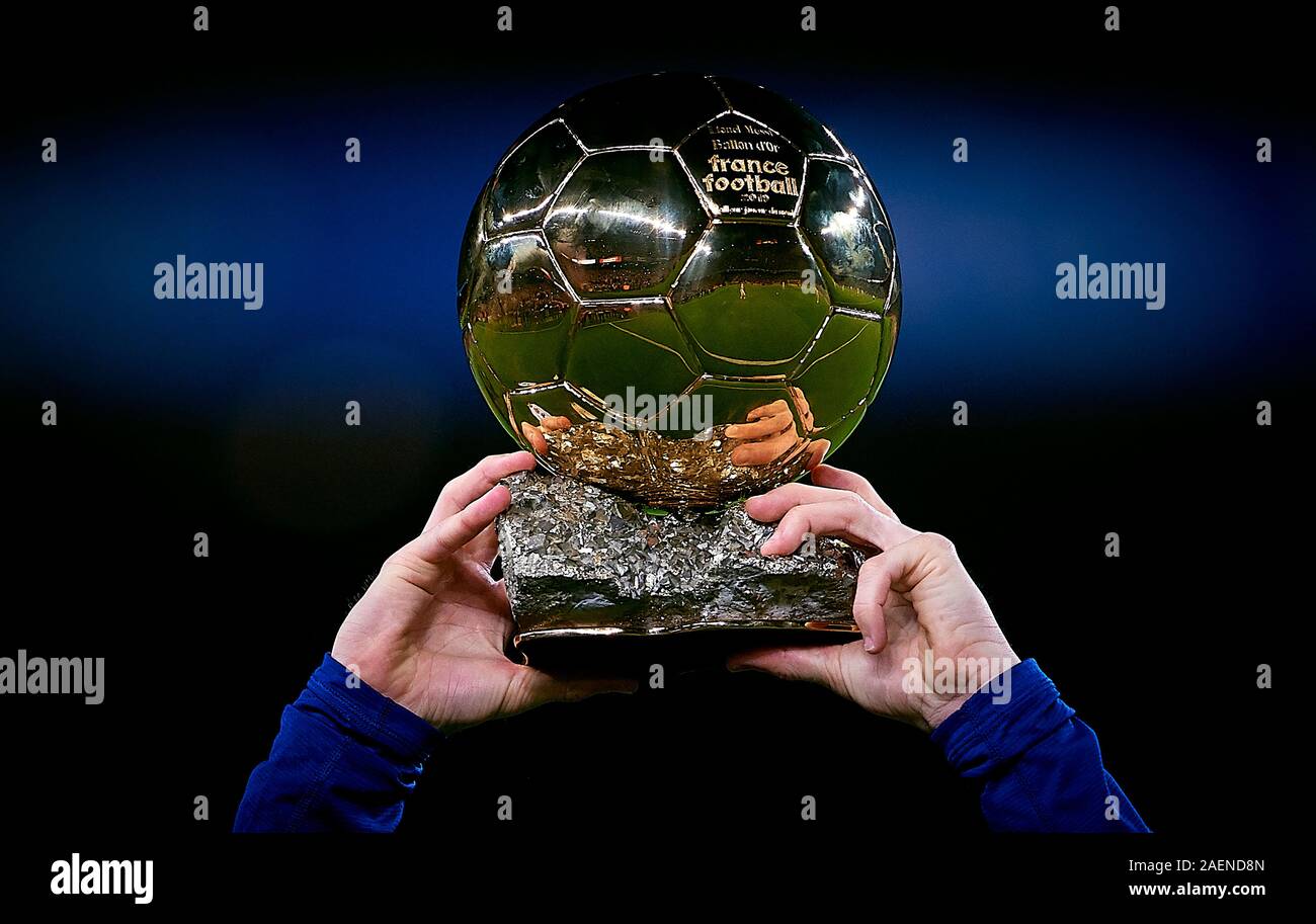 Barcelona, Spain. 07th Dec, 2019. Lionel Messi of Barcelona shows off ...