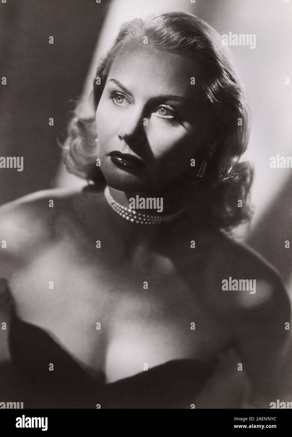 Edith Schneider Deutsche Schauspielerin Und Synchronsprecherin Deutschland Um 1952 German Actor And Dubbing Actor Edith Schneider Germany Around 1952 Stock Photo Alamy