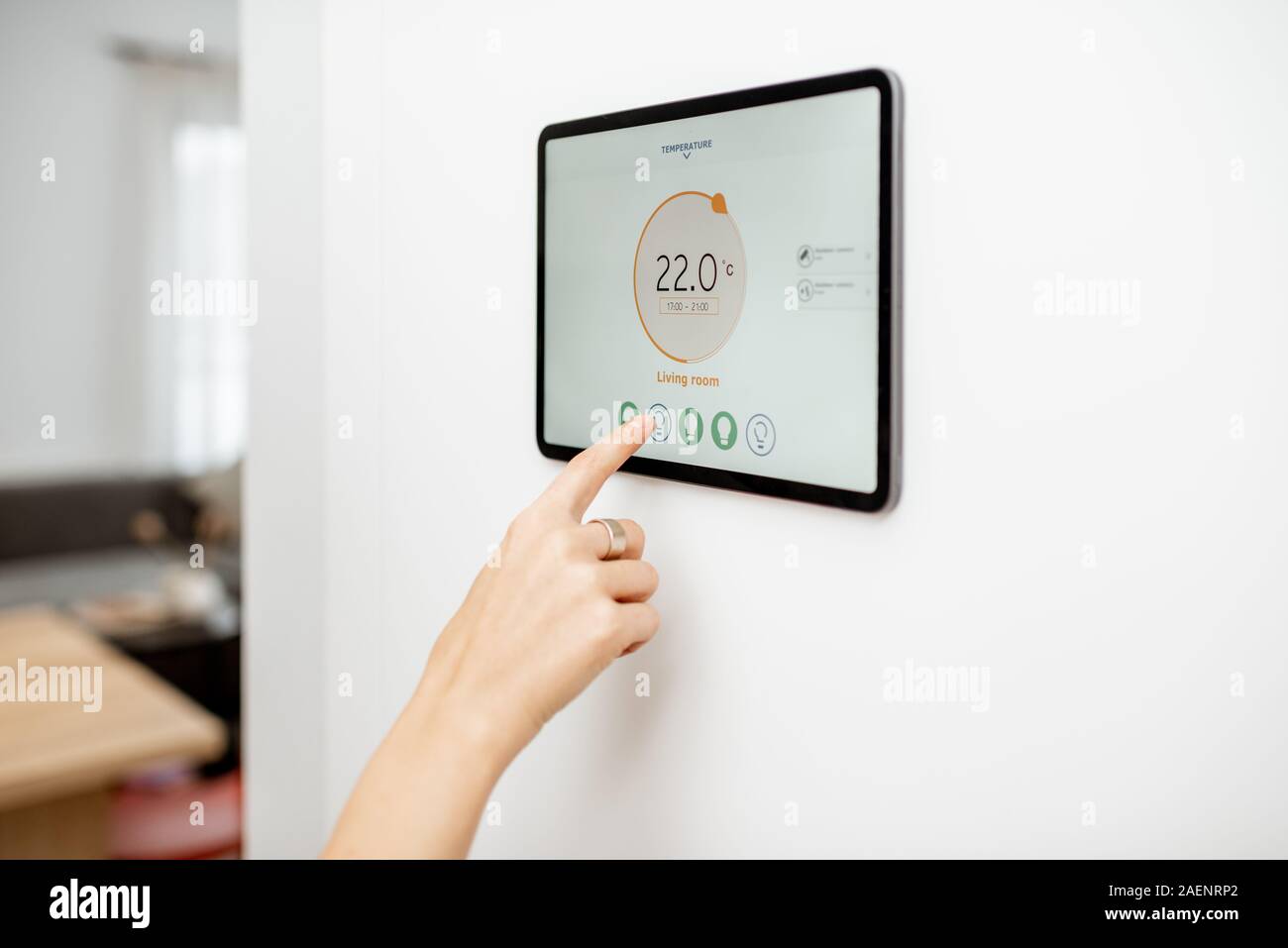 Controlling temperature in the living room with a digital touch screen