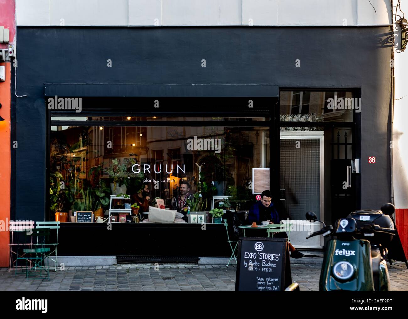 GRUUN coffee bar and plant shop, Brussels, Belgium Stock Photo
