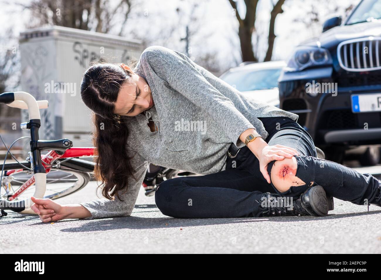 Bicycle accident hires stock photography and images Alamy
