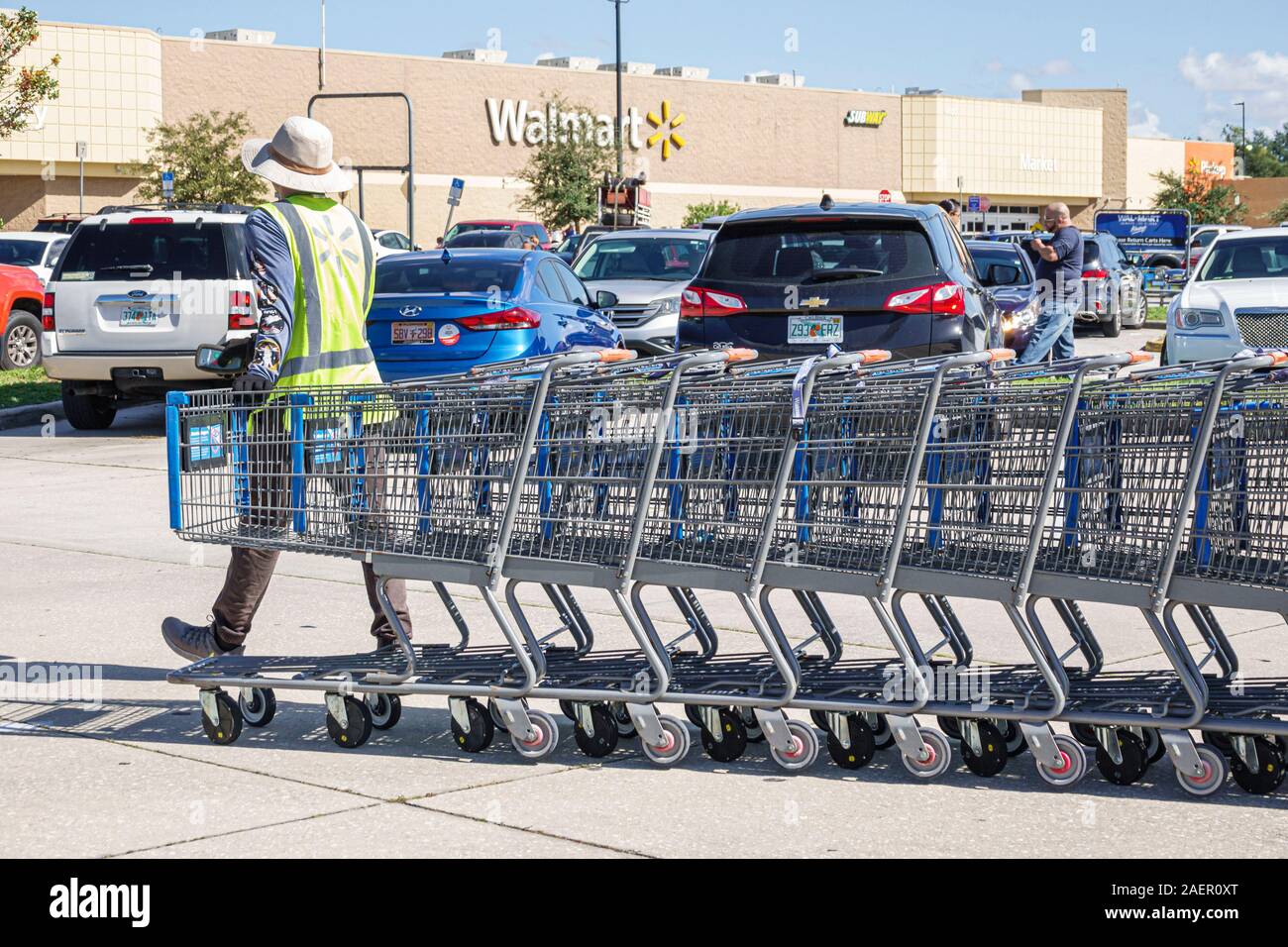 Page 4 Hypermarket High Resolution Stock Photography And Images Alamy