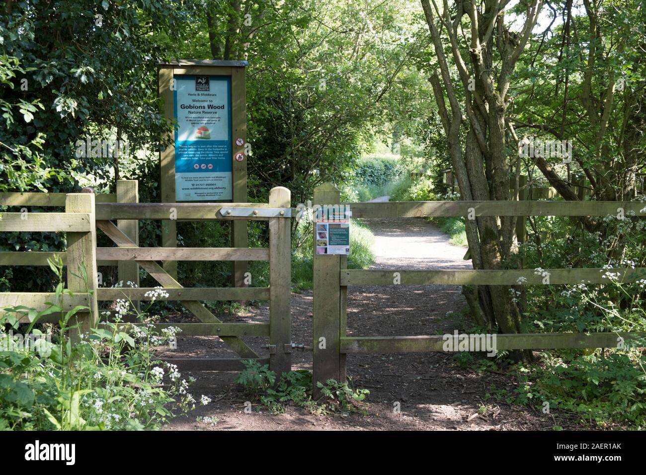 Gobions Wood welcome sign and entrance gateway. Stock Photo