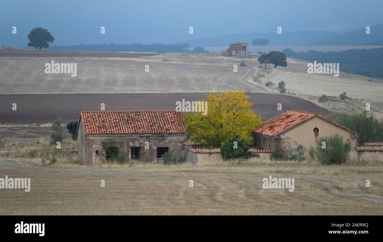 Farmhouse in plowed field of Albacete, Albacete Province, Castilla�La Mancha, Spain Stock Photo