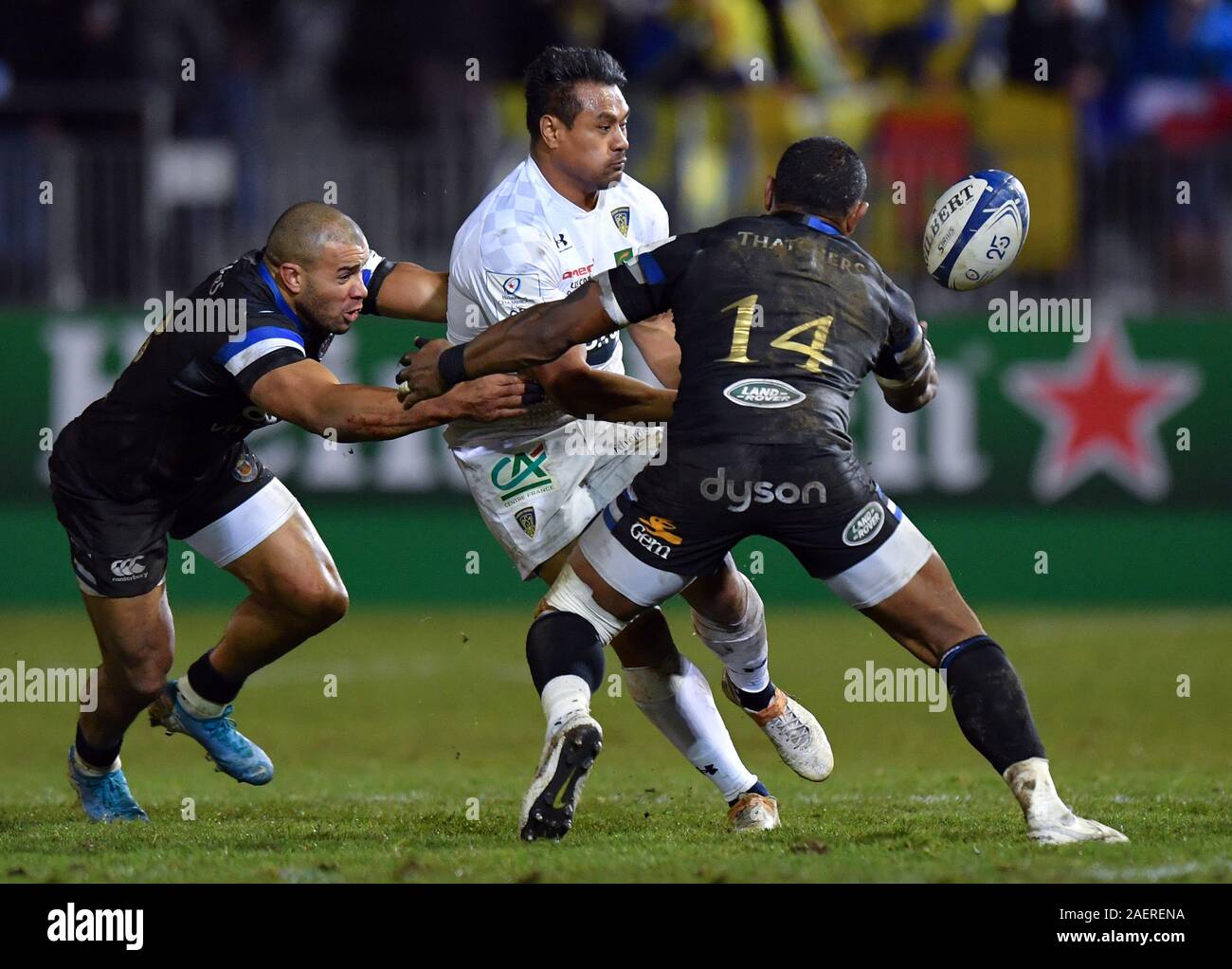 ASM Clermont Auvergne's Isaia Toeava in action during the Champions Cup  match against Bath Rugby at The Recreation Ground, Bath Stock Photo - Alamy