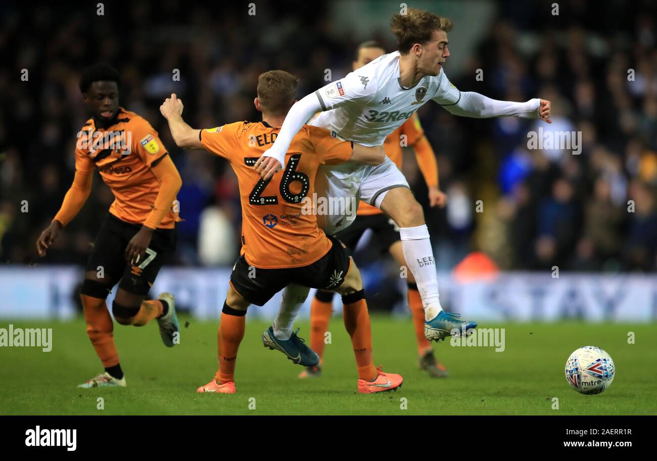 Hull City's Callum Elder and Leeds United's Patrick Bamford battle for the ball during the Sky Bet Championship match at Elland Road, Leeds. Stock Photo