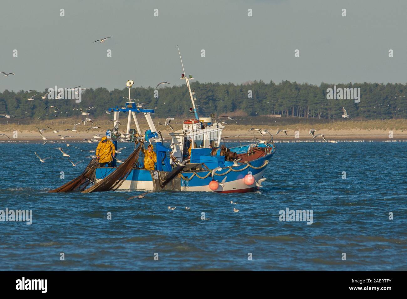 Bateau De Peche High Resolution Stock Photography And Images Alamy