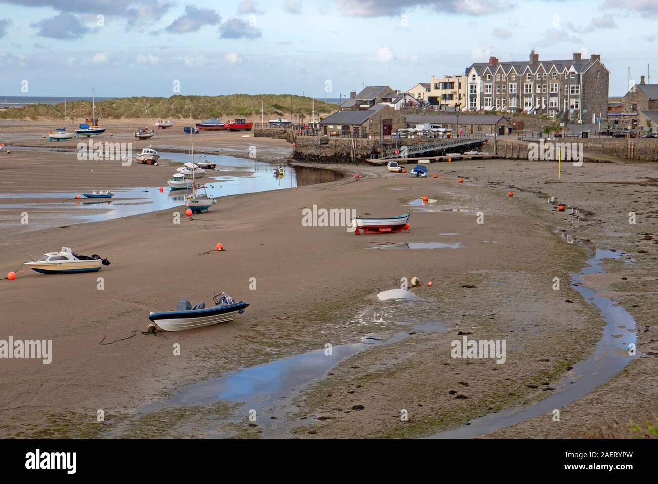 The Welsh holiday town of Barmouth Stock Photo Alamy