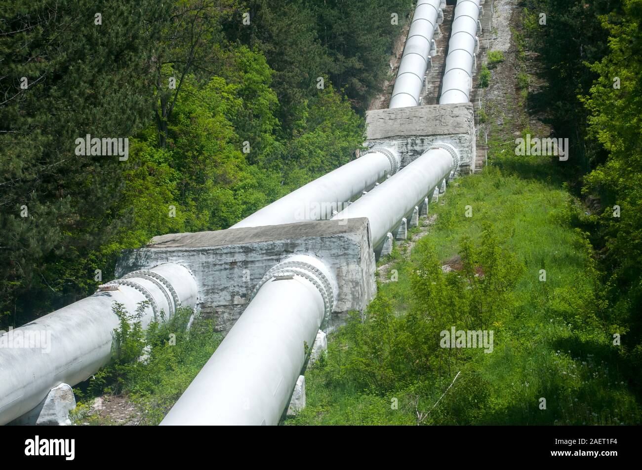 Metal water pipes of hydroelectric power station Stock Photo Alamy