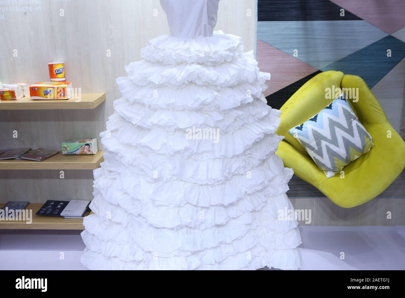 Wedding dress tissue paper top