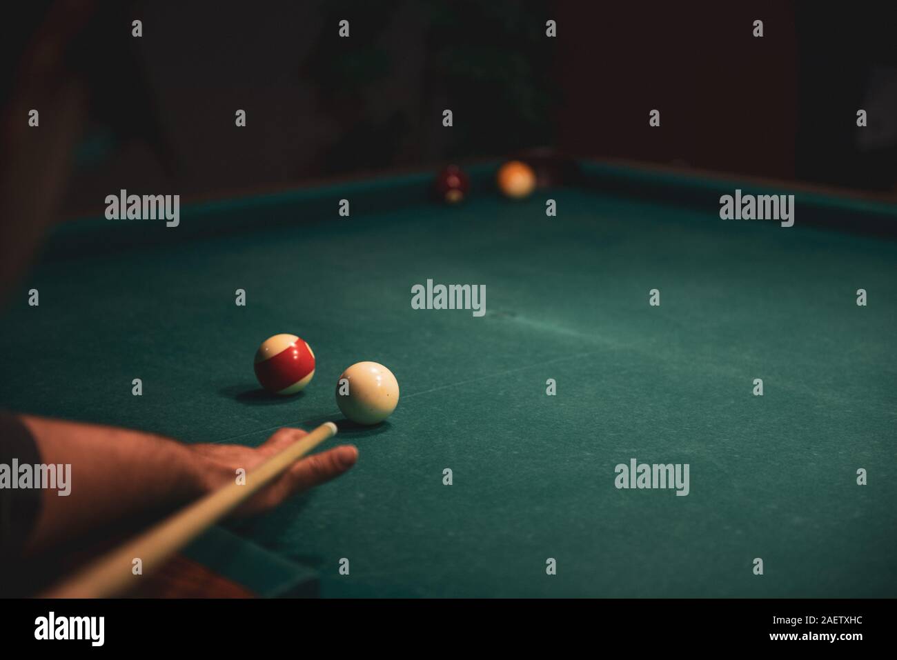 Corner pocket hi-res stock photography and images - Alamy