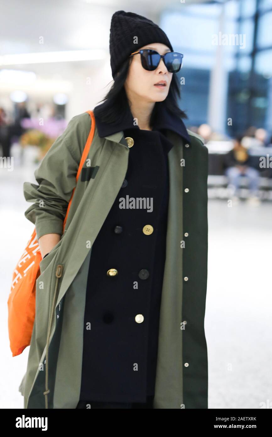 Taiwanese singer-songwriter, actress, director and writer Liu Jo-ying or  Rene Liu shows up at Shanghai airport before departure in Shanghai, China,  29 Stock Photo - Alamy