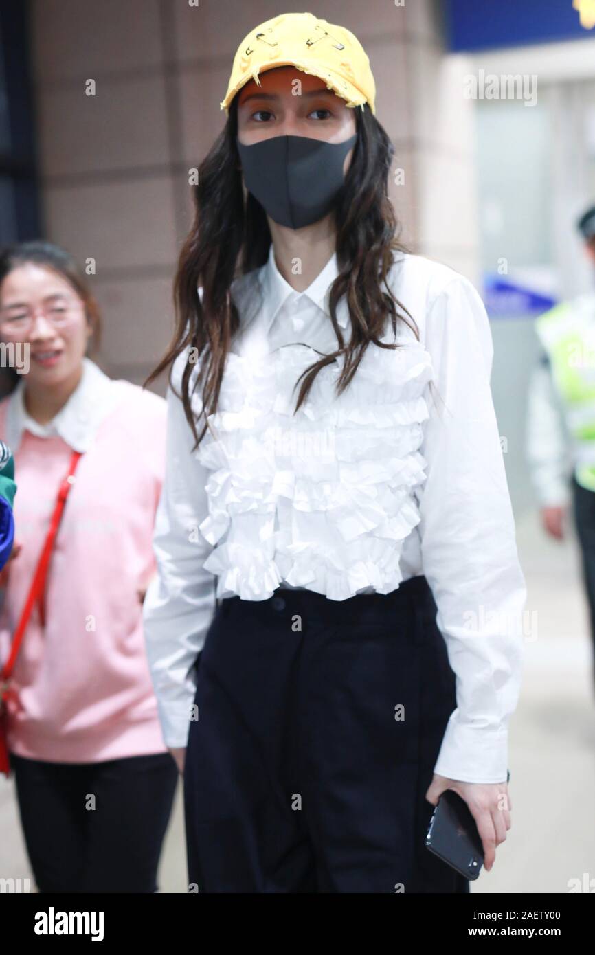 Comme des garcons hong kong airport sale