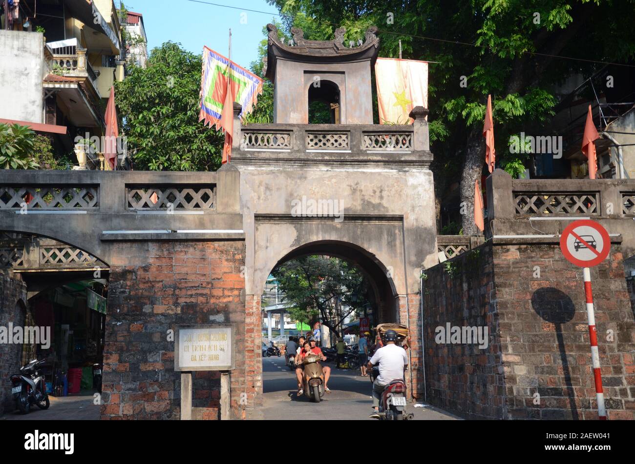 Hanoi old architecture hires stock photography and images Alamy