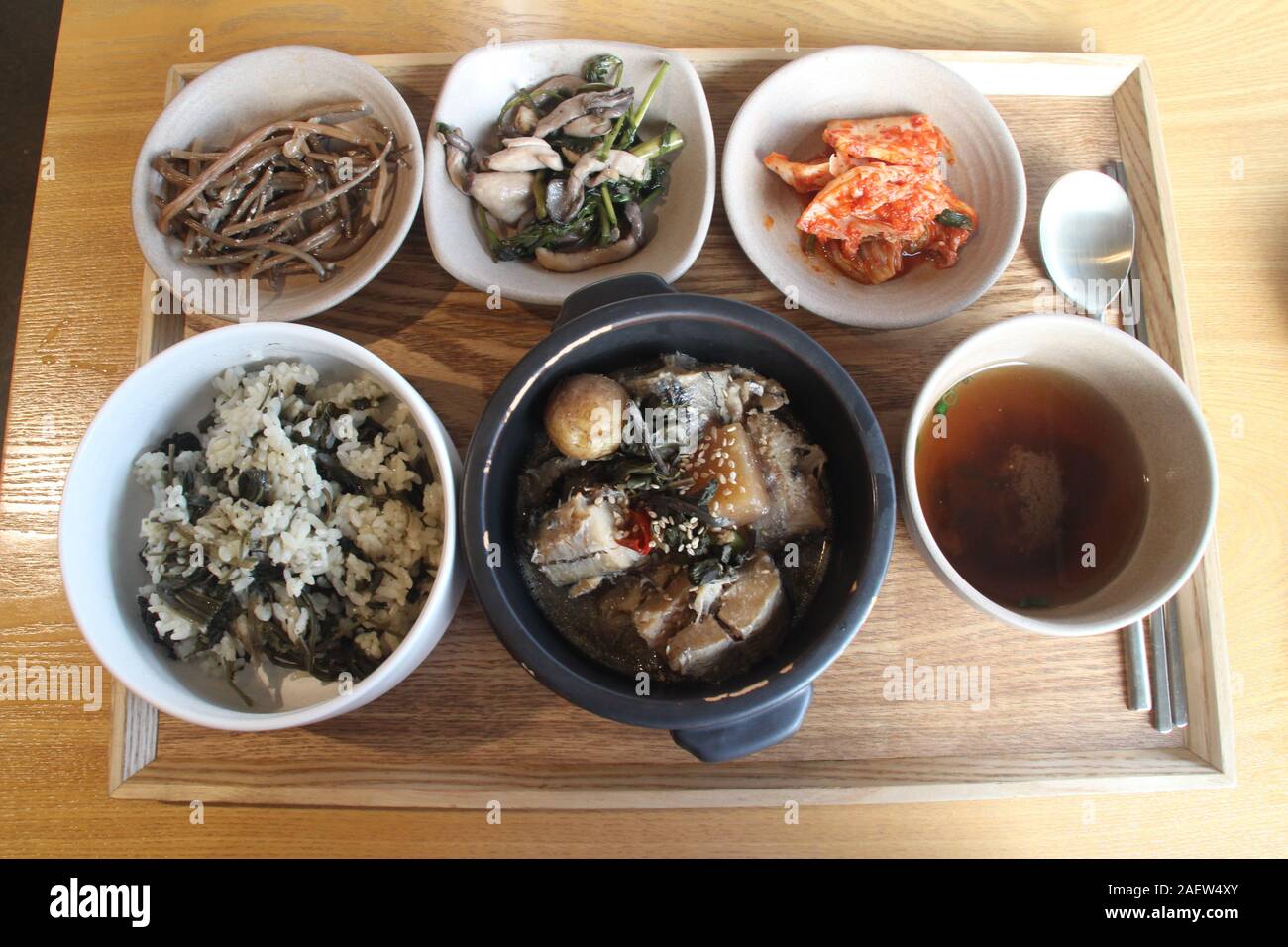 traditional Korean lunch Stock Photo Alamy