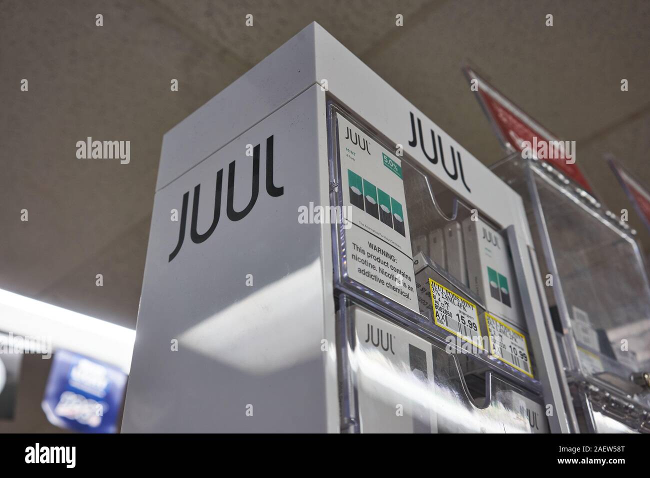 how much is elf bar vape JUUL Pods 3% Nicotine 2-Pack & Display of 8