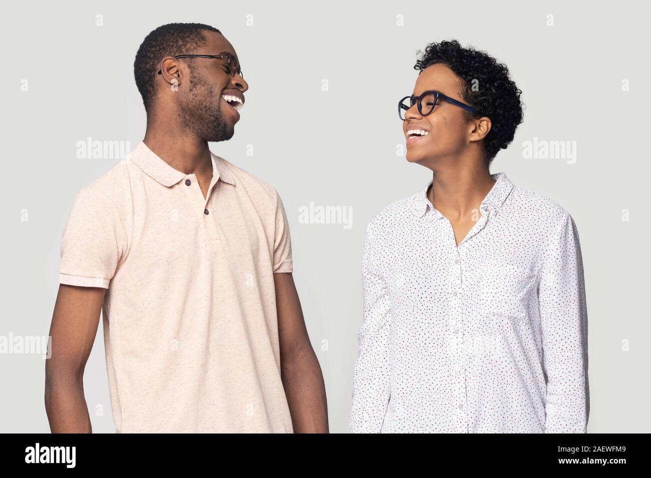 Black couple laughing hi-res stock photography and images - Alamy