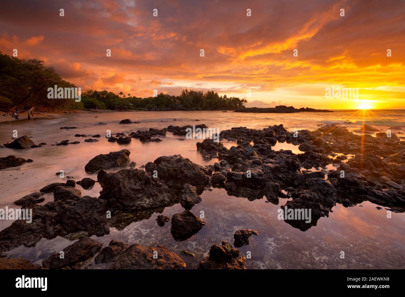 Spectacular sunset at Waialea Beach or Beach 69 on the Kohala Coast of Big Island Hawaii, USA. Stock Photo