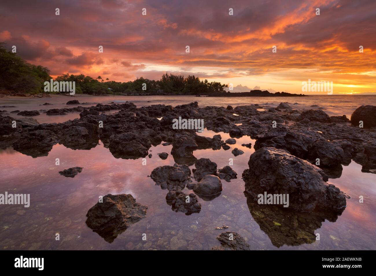 Spectacular sunset at Waialea Beach or Beach 69 on the Kohala Coast of Big Island Hawaii, USA. Stock Photo