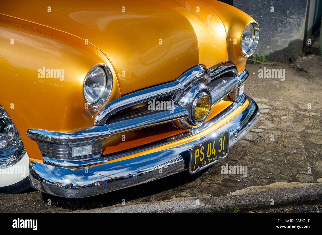 1950 Ford Deluxe 4 door sedan 'shoebox' custom car Stock Photo