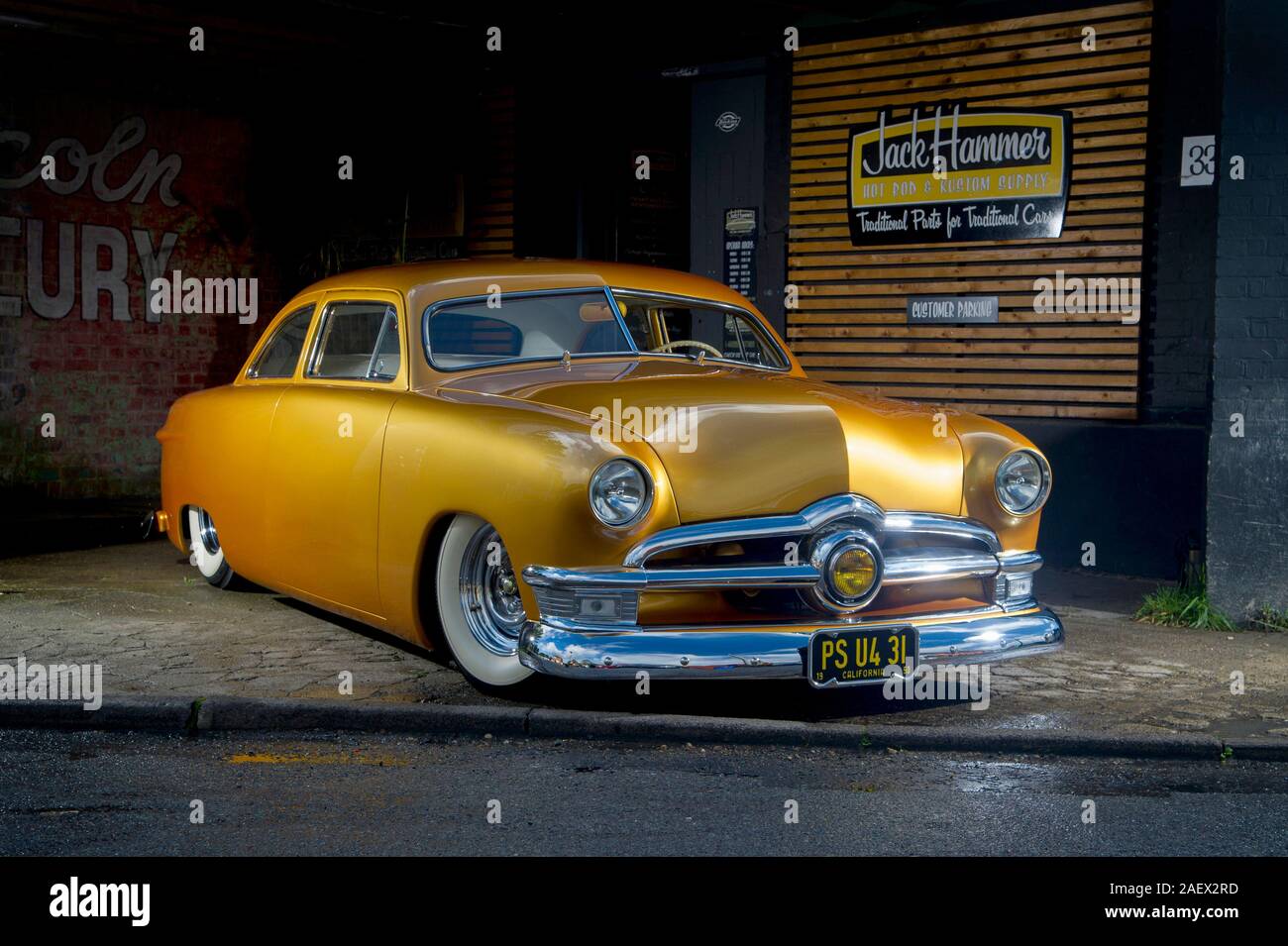 1950 Ford Deluxe 4 Door Sedan Shoebox Custom Car Stock Photo Alamy