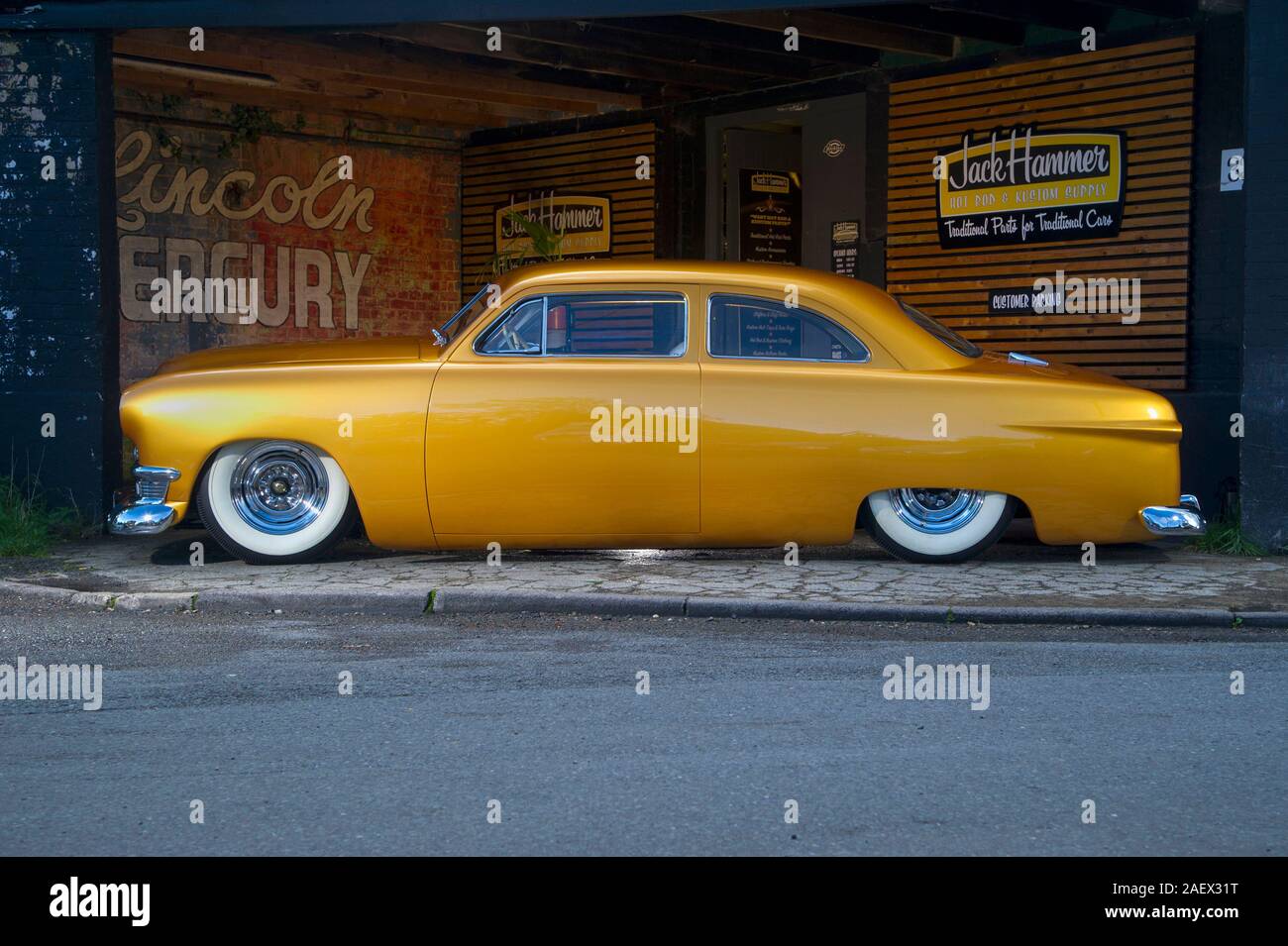 1950 Ford Deluxe 4 Door Sedan Shoebox Custom Car Stock Photo Alamy