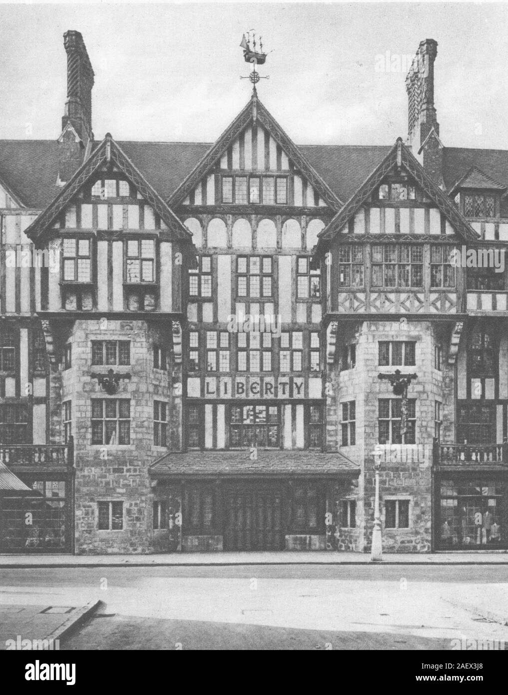 LONDON. Part of Liberty's Tudor building in Great Marlborough Street 1926 Stock Photo