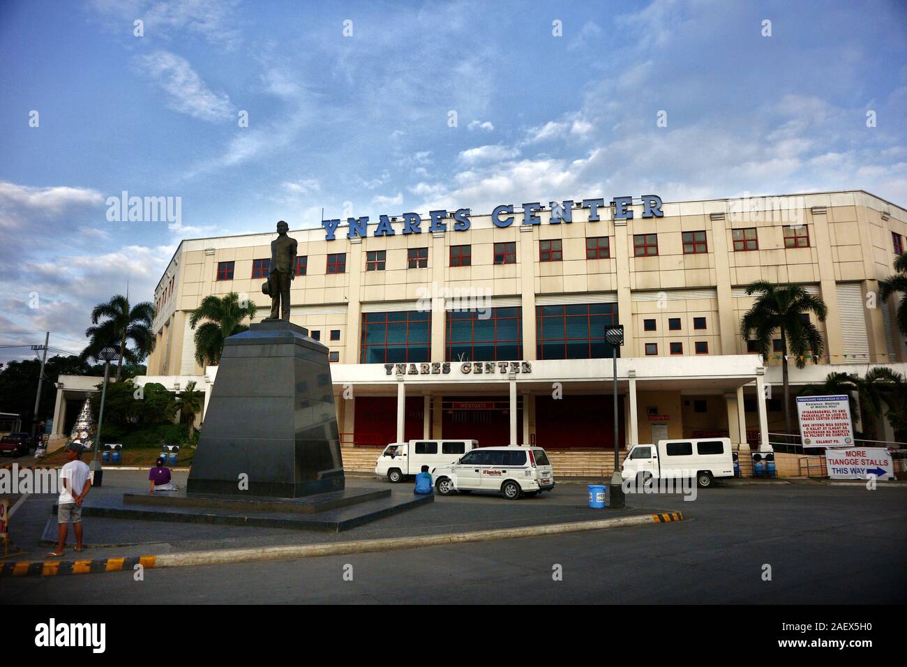 Rizal provincial capitol hi-res stock photography and images - Alamy