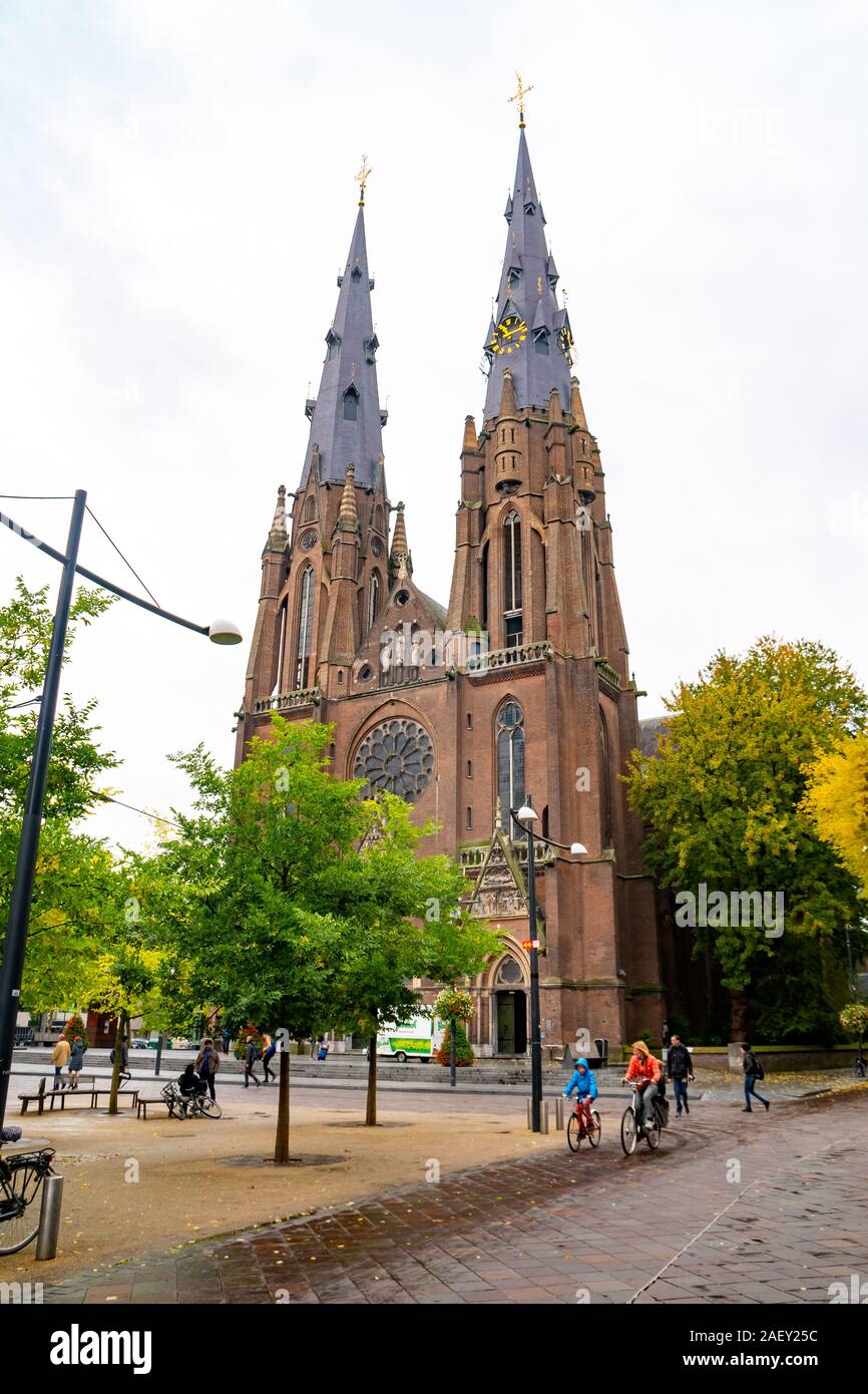 Eindhoven, Netherlands - 11.10.2019: Saint Catherine's church  (Sint-Catharinakerk) in Eindhoven. Religion Stock Photo - Alamy