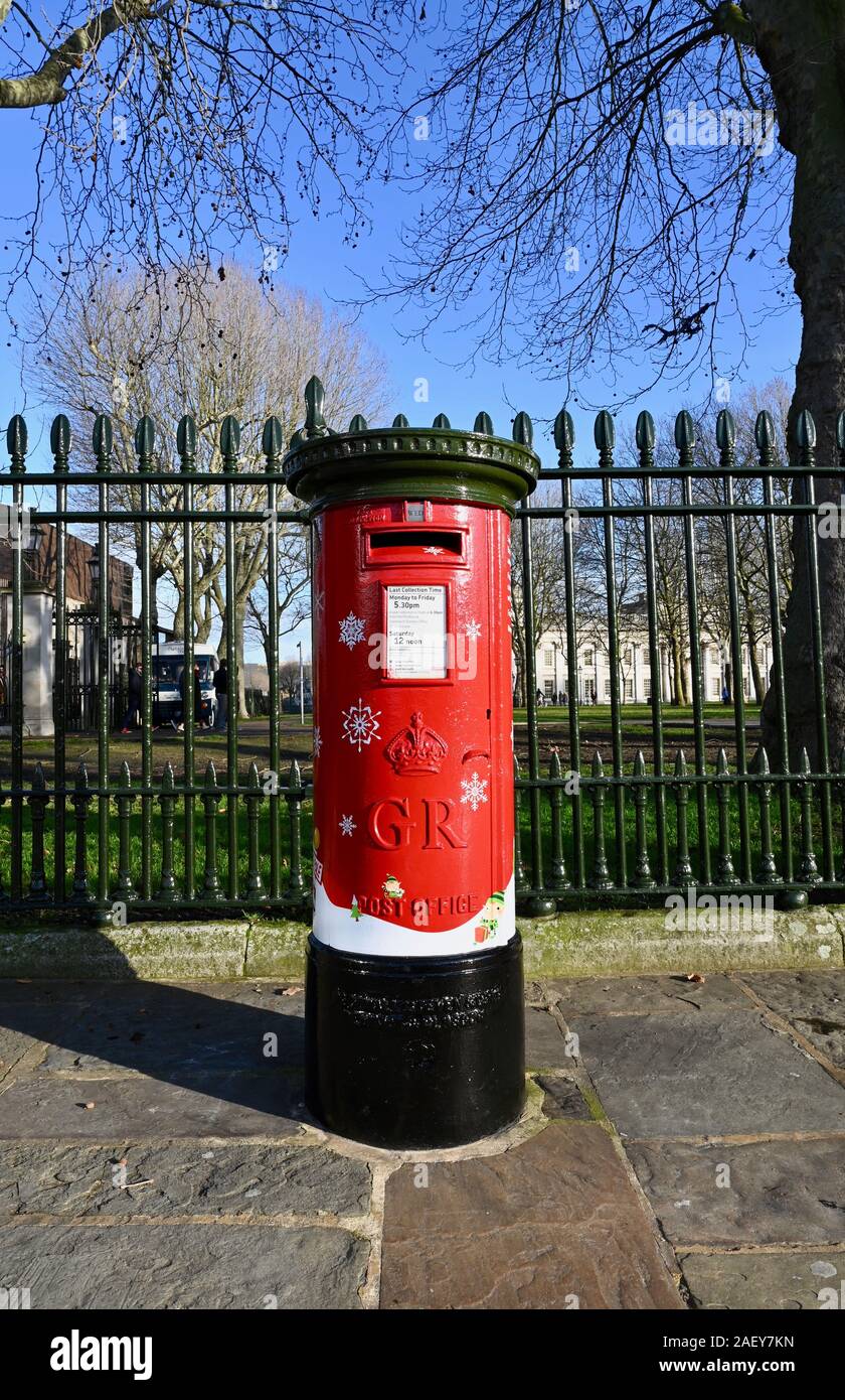 Royal mail london talking box hi-res stock photography and images - Alamy