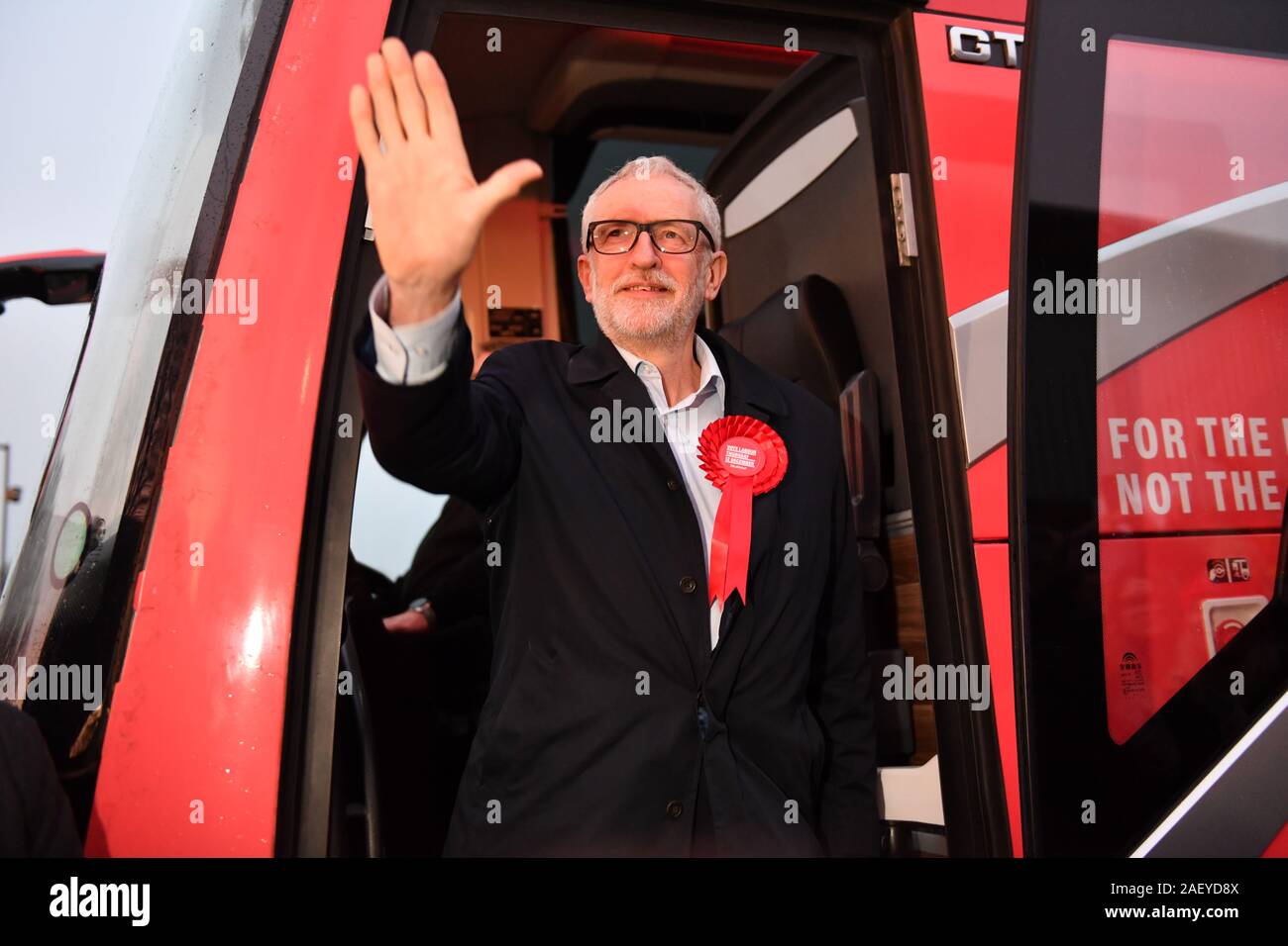 Labour Party leader Jeremy Corbyn arrives for a visit to Dinnington, Sheffield, on the last day of General Election campaigning. Stock Photo