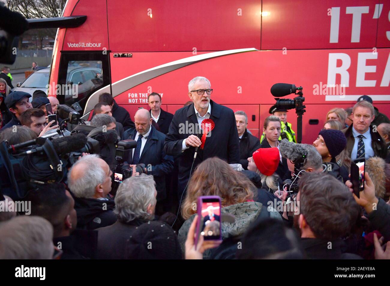 Labour Party leader Jeremy Corbyn speaks during a visit to Dinnington, Sheffield, on the last day of General Election campaigning. Stock Photo