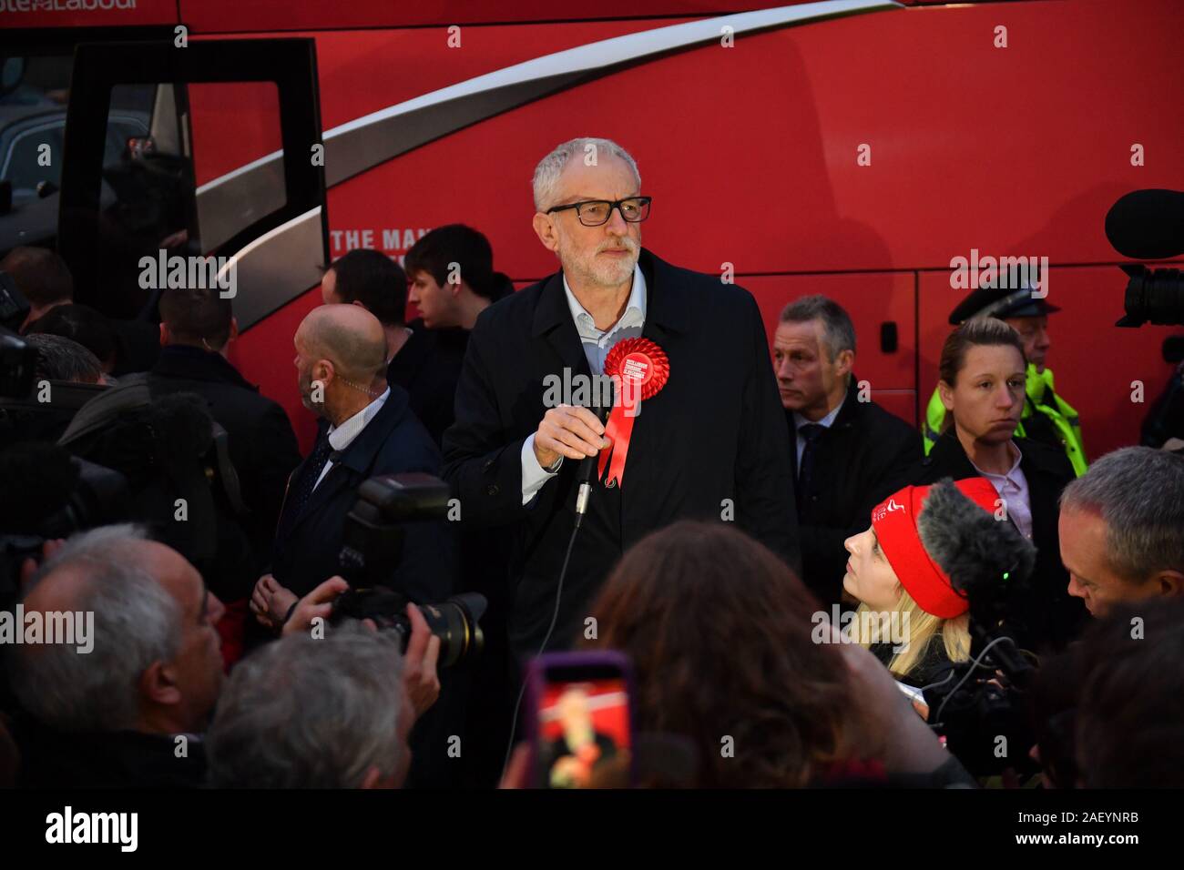 RETRANSMITTING CORRECTING LOCATION CORRECT CAPTION SHOULD READ: Labour Party leader Jeremy Corbyn speaks during a visit to Dinnington, Sheffield, on the last day of General Election campaigning. Stock Photo