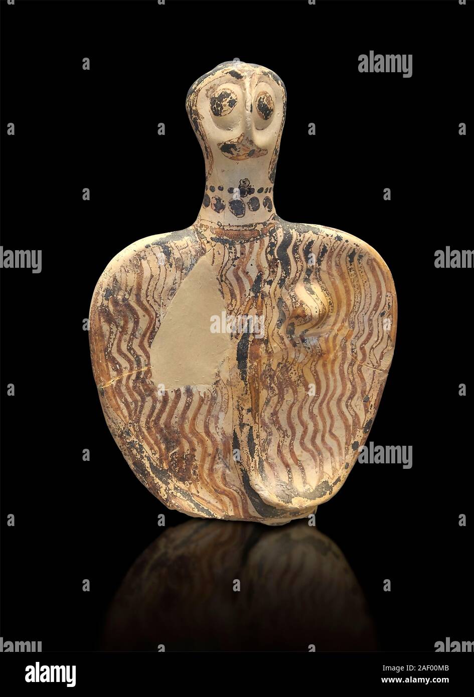 Upper part of a Mycenaean female figurine with stylised arms wearing a necklace, from Mycenae tomb 101, Archaeological Museum Athens. Cat No 4690.  Bl Stock Photo