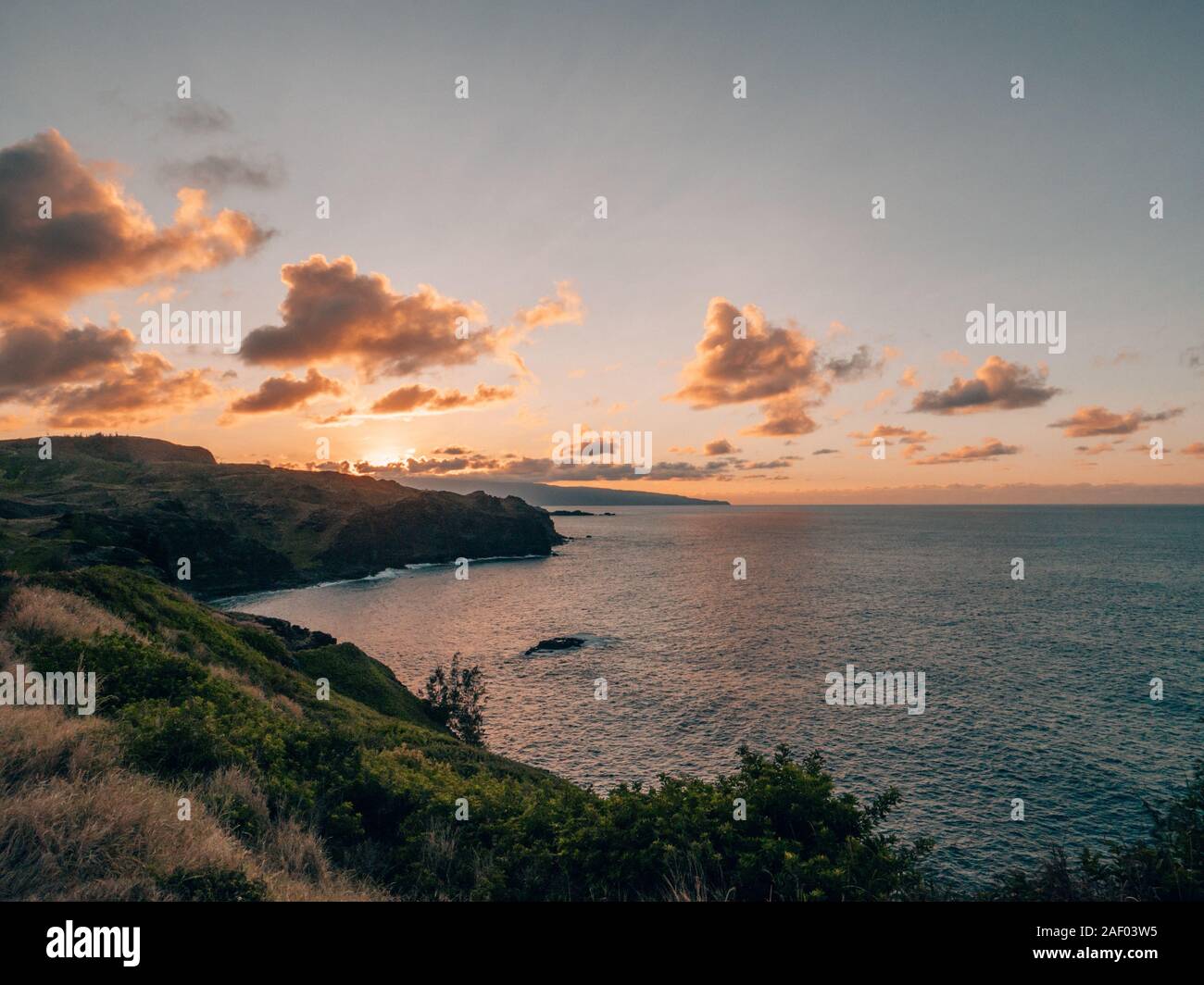 Hawaii waimea beach state park hi-res stock photography and images - Alamy