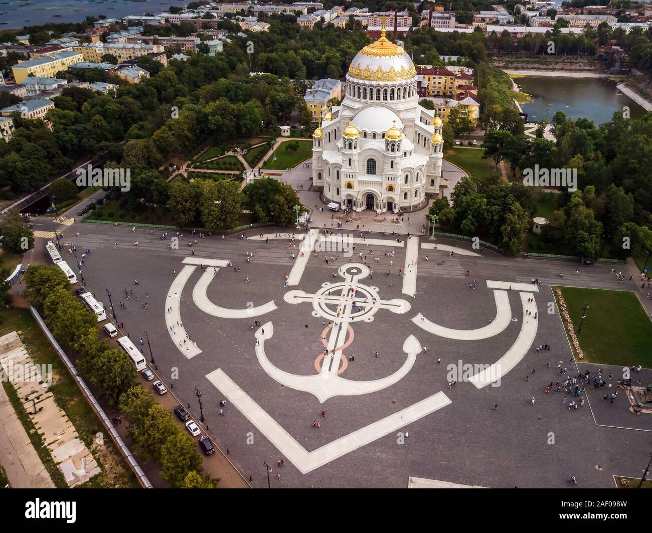 площадь кронштадта