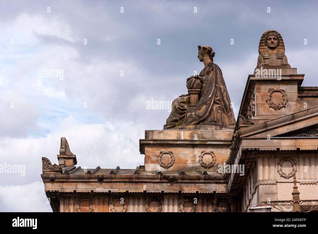 Stone figures and sculptures in the roof of The Royal Scottish Academy