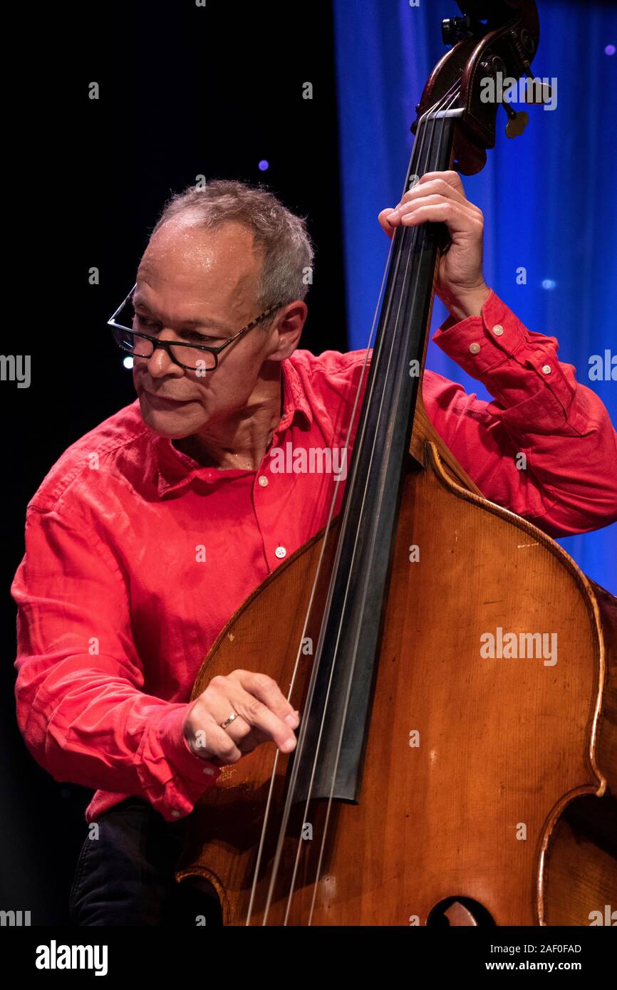 Alec Dankworth plays double bass at Scarborough Jazz Festival 2019 Stock Photo