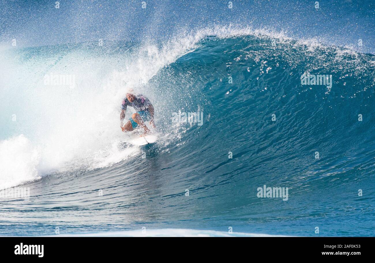 Vintage Photo of Surfer Andy Irons Surfing in the Pipeline Masters Surf  Contest in Hawaii. Digital Download, Printable Photo Art