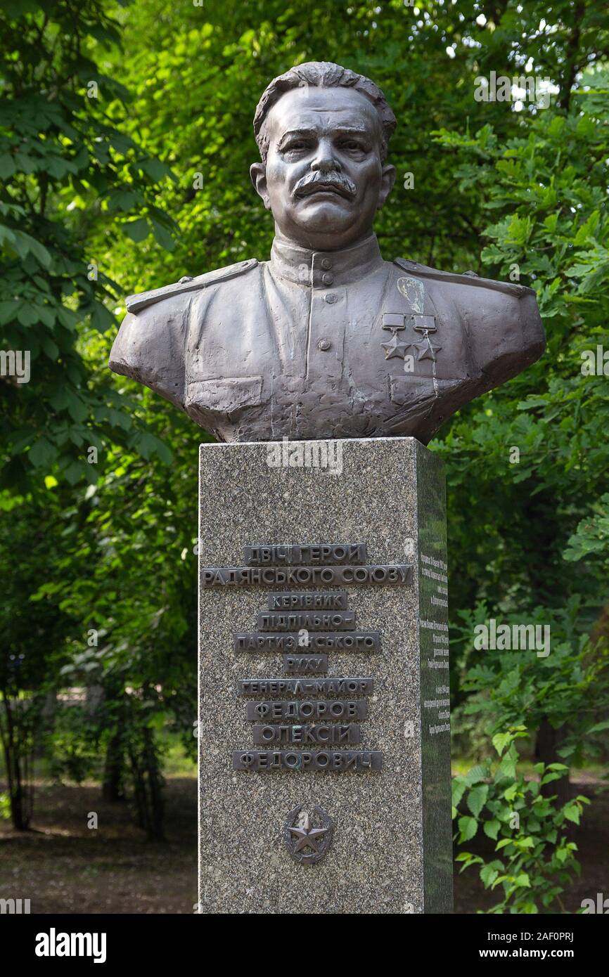 Kiev, Ukraine - May 18, 2019: Monument twice Hero of the Soviet Union, the head of the guerrilla movement, General Alexei Fedorovich in the Park of Et Stock Photo