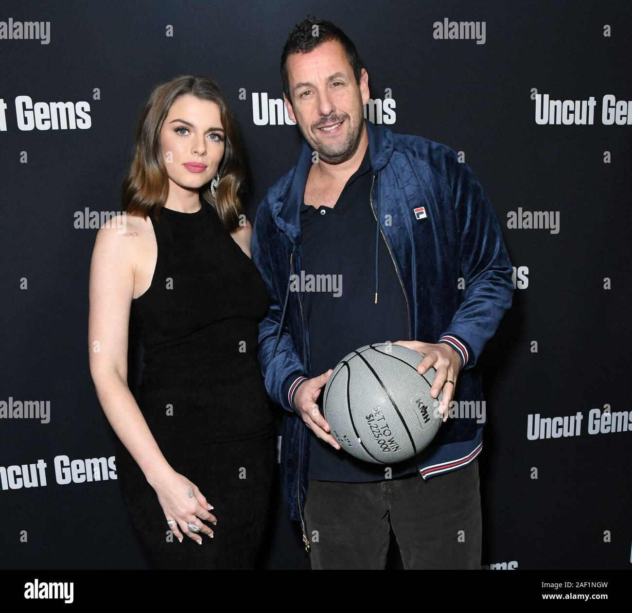 Julia fox hires stock photography and images Alamy