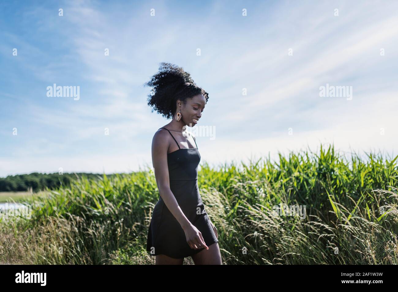 Black woman beauty skin hi-res stock photography and images - Alamy