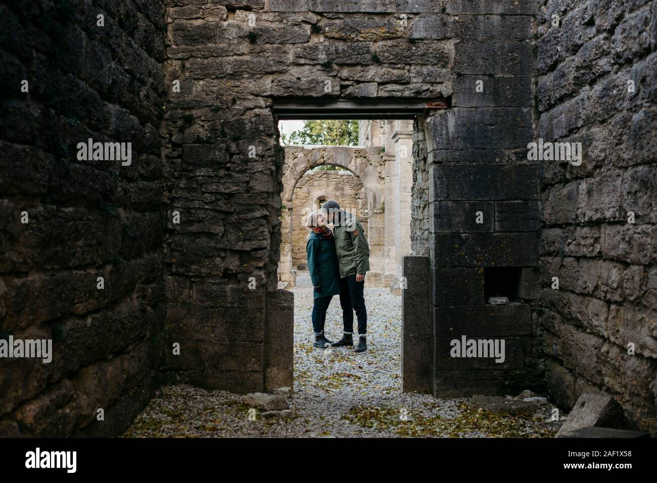 Horizontal kissing kiss High Resolution Stock Photography and Images