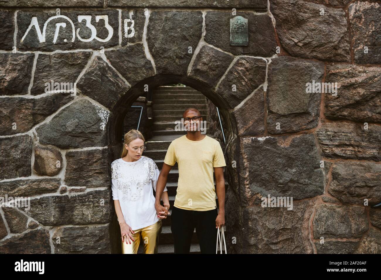 Man woman couple hands together hi-res stock photography and images - Alamy