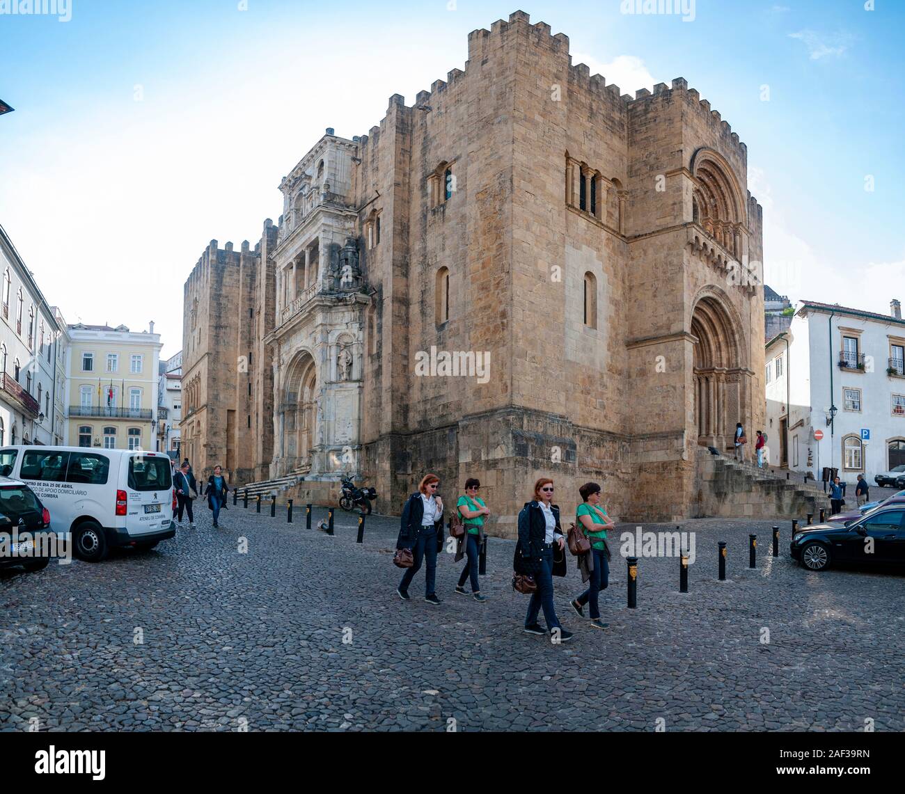 The entrance to the old Romanesque Cathedral (13th century), Coimbra, Portugal Stock Photo