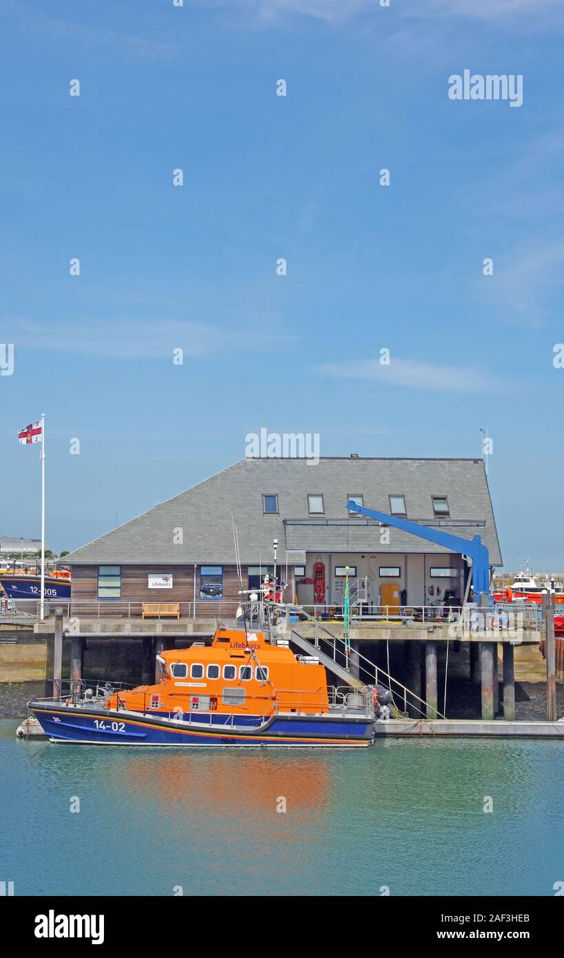 Ramsgate harbour station hi-res stock photography and images - Alamy
