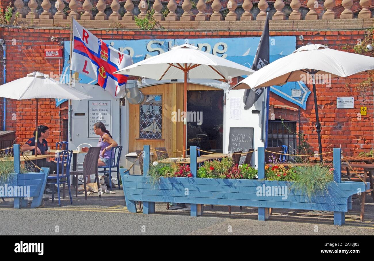 Ramsgate Kent Cafe by Royal Harbour Kent Stock Photo - Alamy