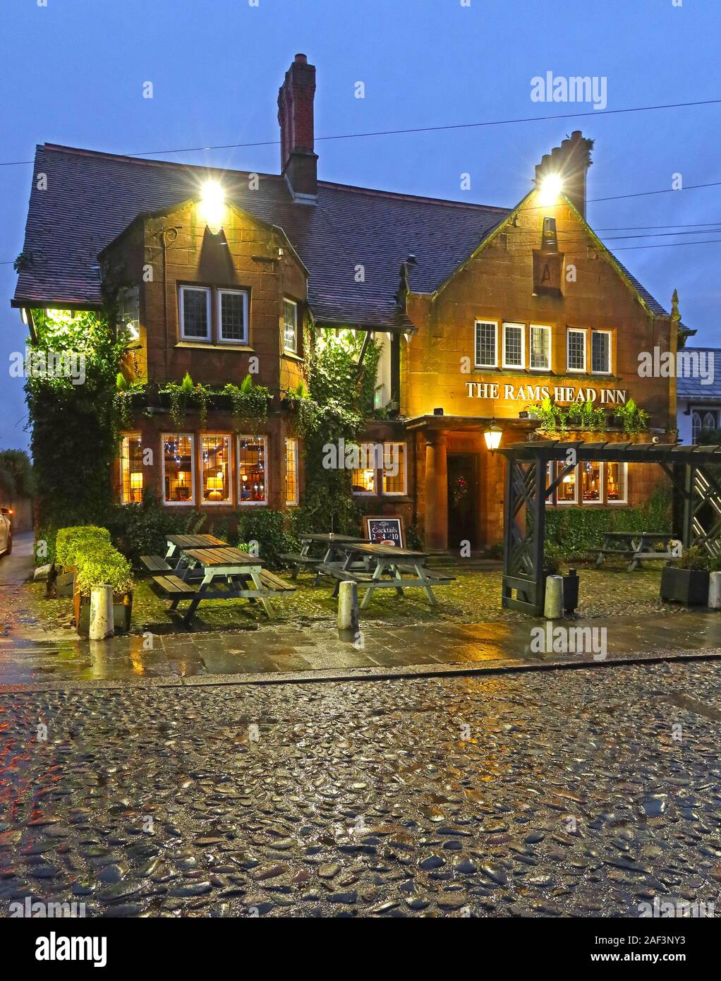 Rams Head pub, cobbled Church Lane, Grappenhall village, Warrington, Cheshire, England, UK, WA4 3EP, Stock Photo